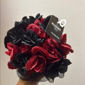 Black and Red Floral Halloween bouquet mAccessory